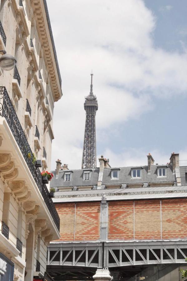 Eiffel Tower Appartment パリ エクステリア 写真