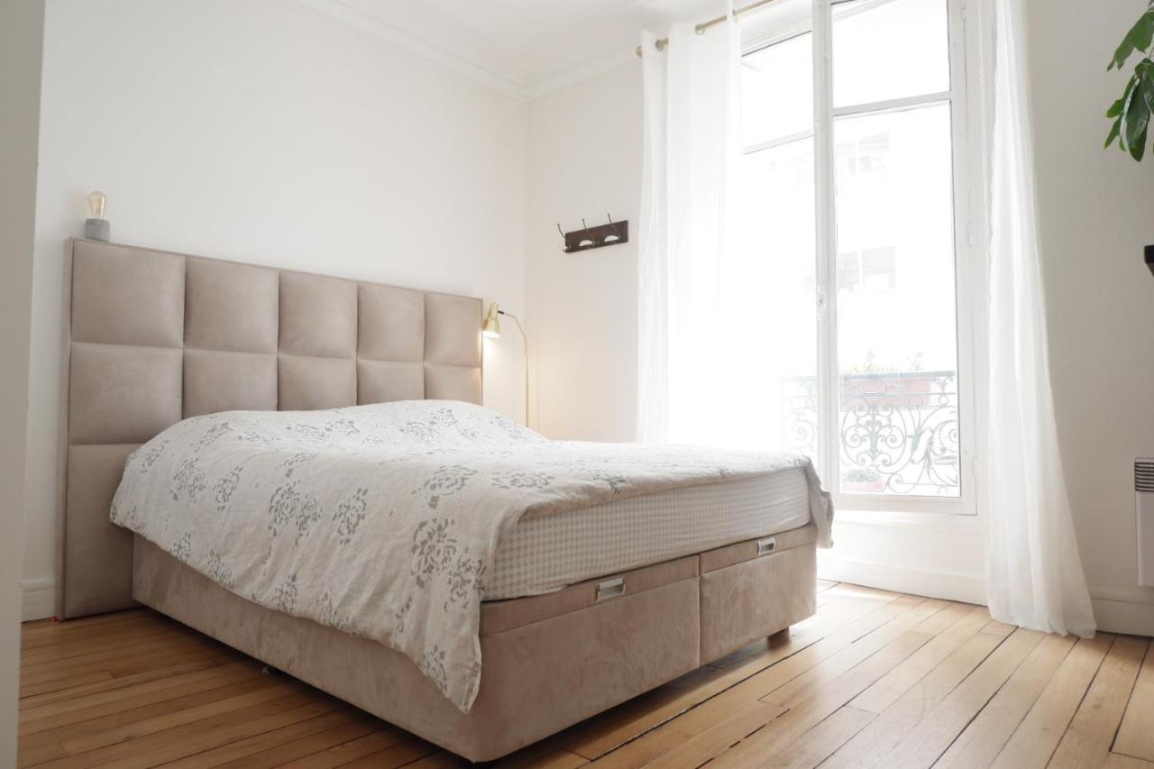 Eiffel Tower Appartment パリ エクステリア 写真
